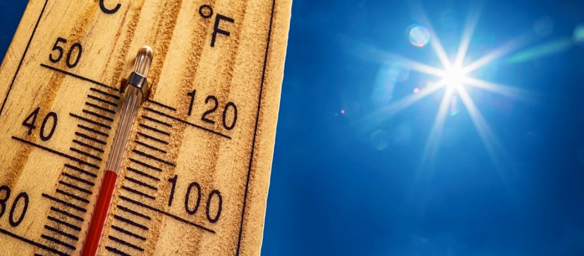 Canicule et fortes chaleurs : les bons réflexes Canicule et fortes chaleurs : les bons réflexes